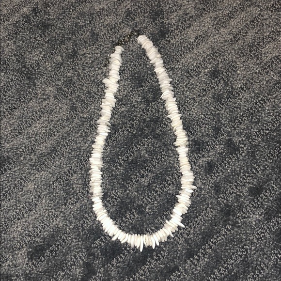 Puka Chip Shell Necklace - Picture 1 of 1